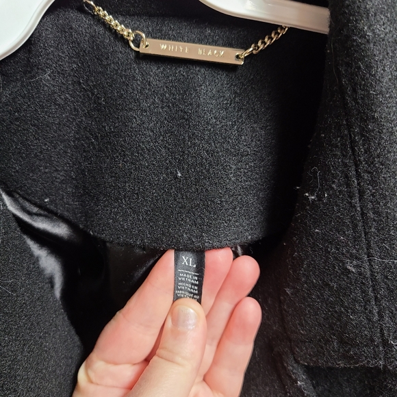 WHBM Knee Length XL Black Winter Jacket Poly Nylon Acrylic Blend Silver Accents - Picture 4 of 6